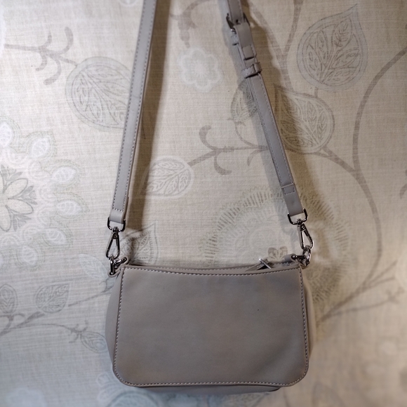 BP Gray Crossbody Bag - Picture 3 of 6